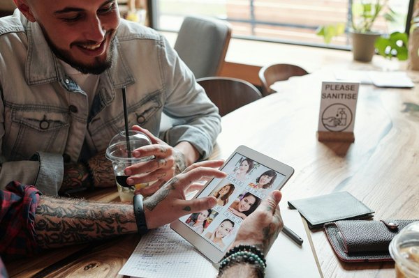 Découvrez le comparateur de site de rencontre meilleursiterencontre.net